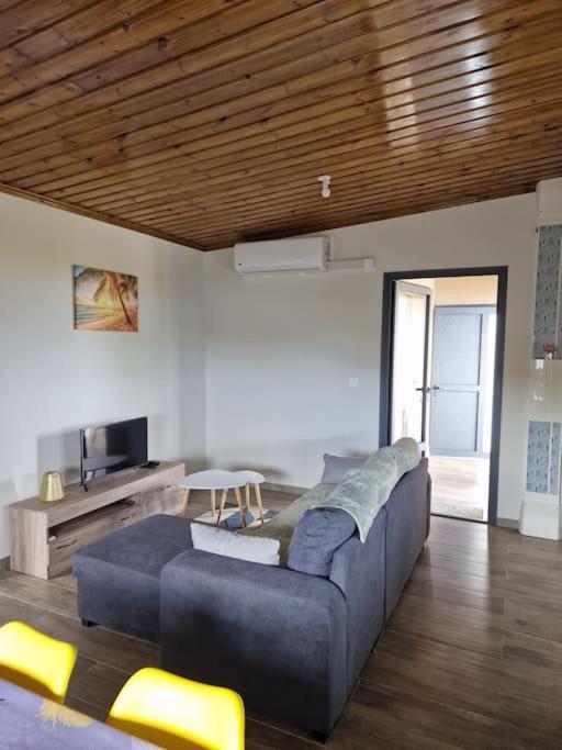 Charment Appartement Avec Vue Sur Mer Petite Île Exteriör bild