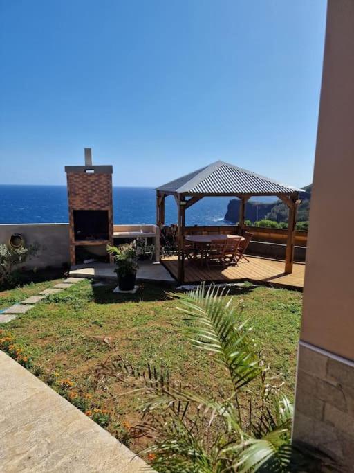 Charment Appartement Avec Vue Sur Mer Petite Île Exteriör bild